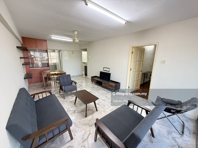 For Rent - Grandeur Tower