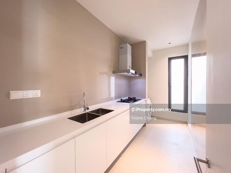 Residensi Servis untuk Dijual di Oxford Residences @ Pavilion Embassy oleh Yvone Chong - iProperty.com.my