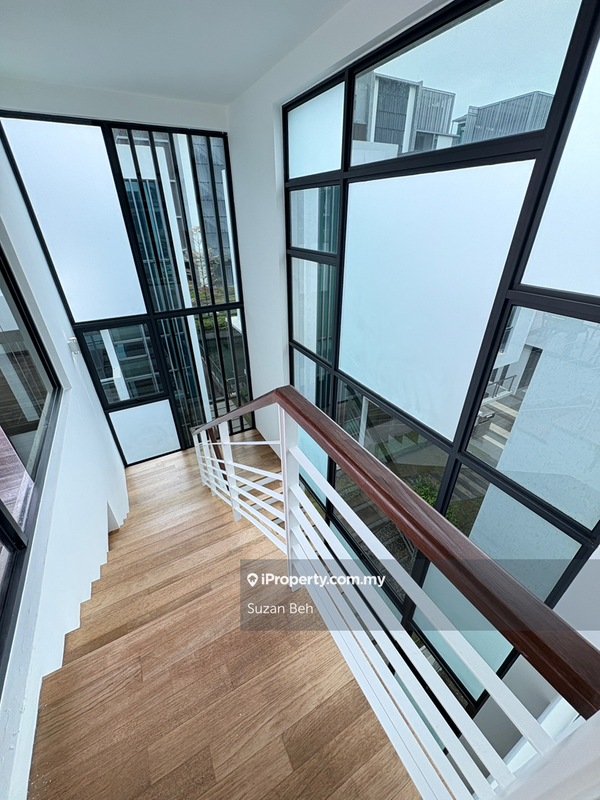 Bungalow House for Sale in The Light Collection 3 Storey Water Villa For Sale, Gelugor by Suzan Beh - iProperty.com.my