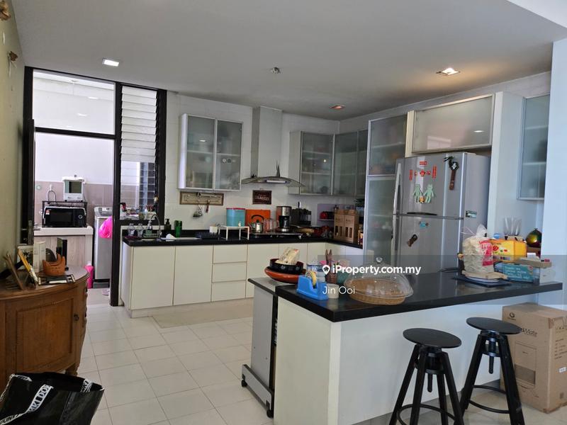 For Sale - USJ One Avenue Condo