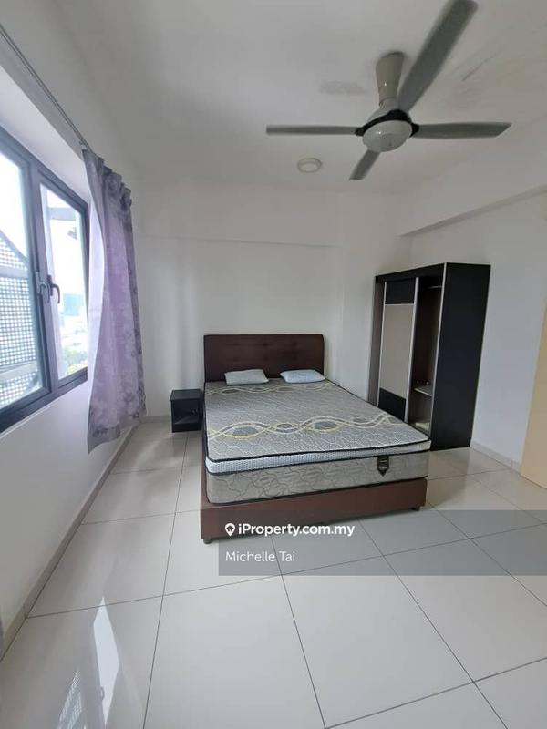 For Rent - Avenue D'Vogue