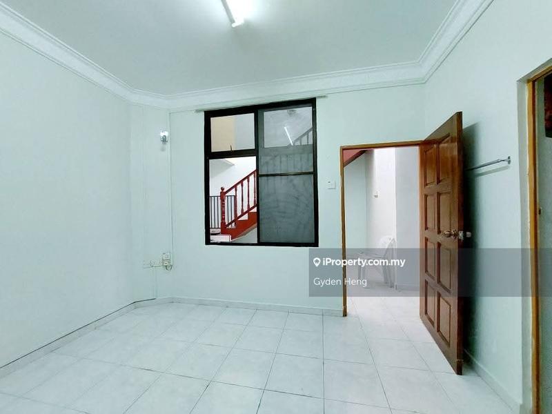 1-storey Terraced House for Sale in Taman Kota Jaya, Kota Tinggi by Gyden Heng - iProperty.com.my