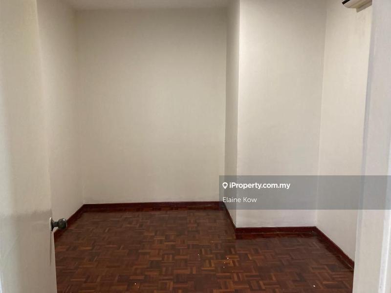 Condominium for Sale in University Tower by Elaine Kow - iProperty.com.my