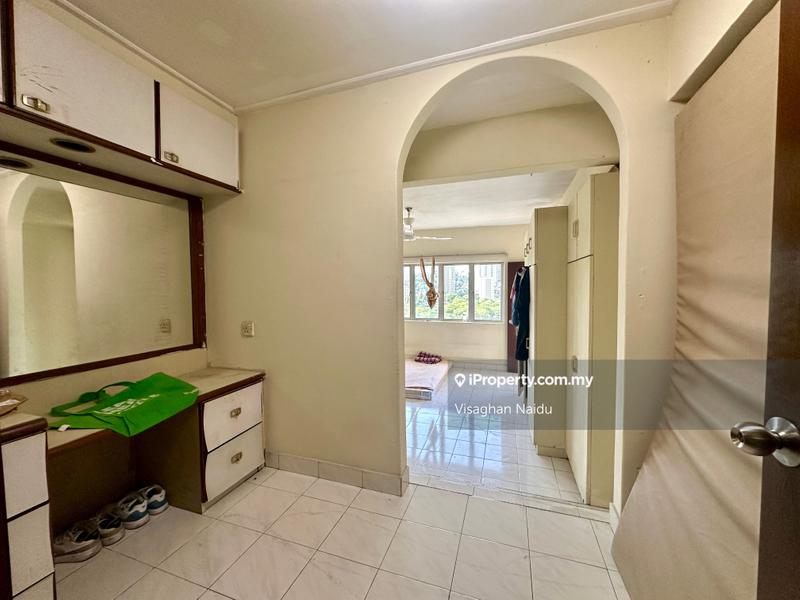 Apartment for Sale in Crescent Court by Visaghan Naidu - iProperty.com.my