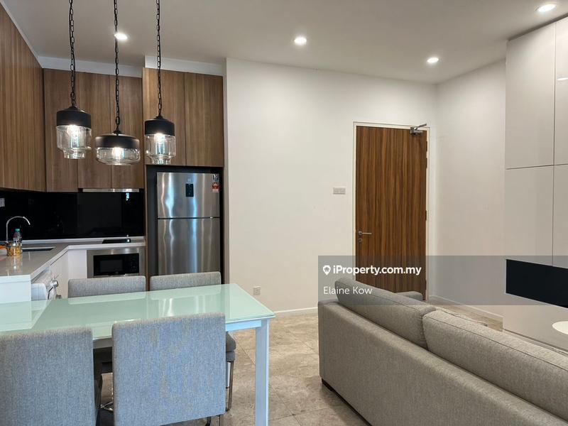 For Rent - The Manhattan