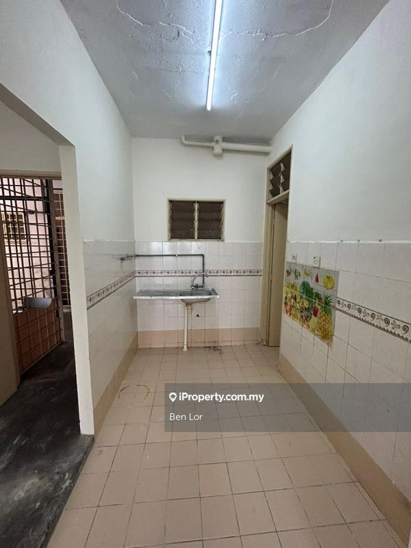 Apartment for Sale in Sri Dahlia by Ben Lor - iProperty.com.my