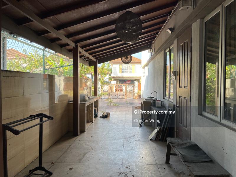 Banglo untuk Dijual di Bandar Seri Putra, Bangi oleh Gordan Wong - iProperty.com.my