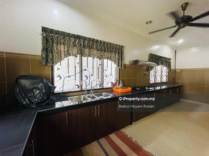 Bungalow House for Sale in Jentayu Timur Enstek, Bandar Enstek by Badrul Hisyam Roslan - iProperty.com.my