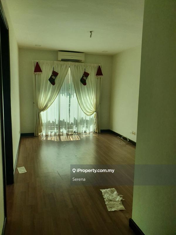 Rumah Berkembar untuk Dijual di Country Heights, Kajang oleh Serena - iProperty.com.my