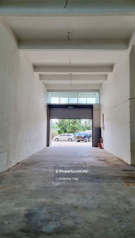 Shop / Office for Sale in Seksyen 33, Section 33, Shah Alam, Shah Alam by Catherine Yap - GROUND FLOOR - iProperty.com.my