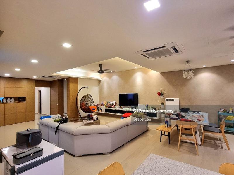 Rumah Berkembar untuk Dijual di Bandar Country Homes, Rawang oleh Jesse Lee - iProperty.com.my
