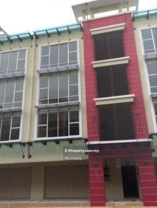 For Sale - Seria 88 Commercial Centre