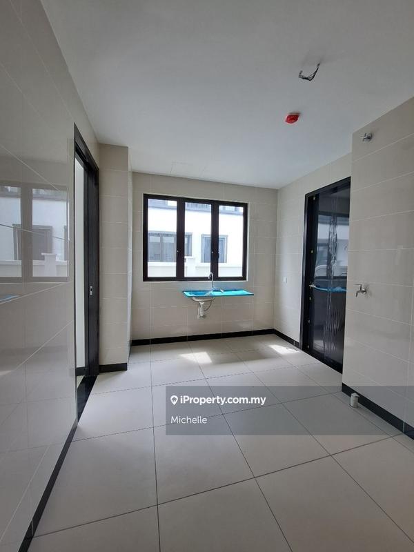 Rumah Berkembar untuk Disewa di Elmina, Shah Alam oleh Michelle - iProperty.com.my