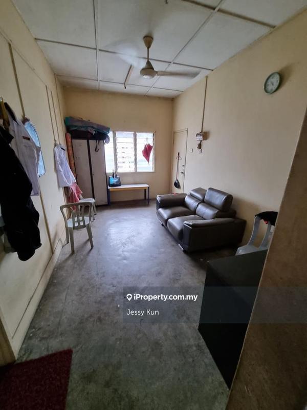 For Sale - Flat Taman Alam Megah