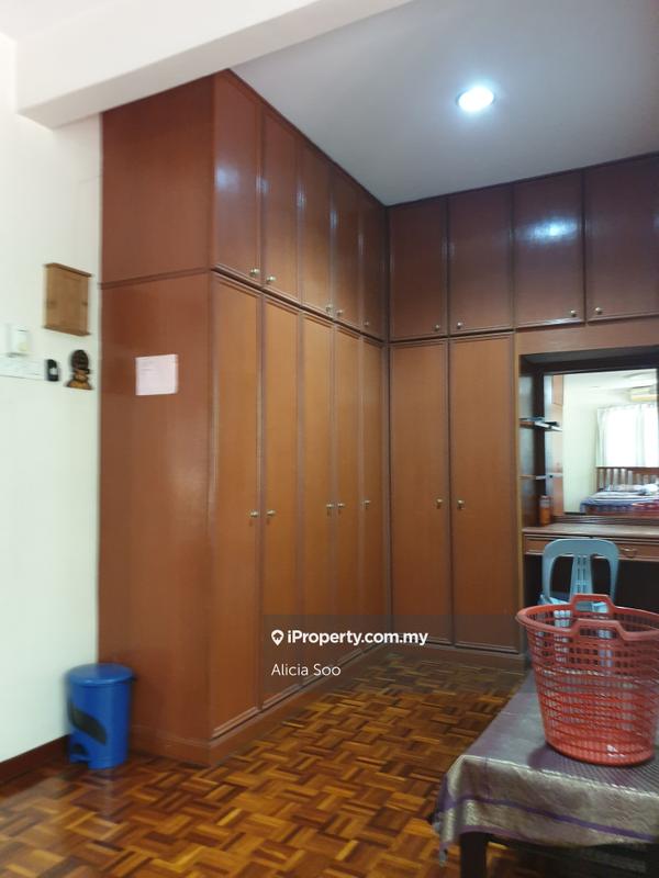 Rumah Teres 2-Tingkat untuk Dijual di Bukit Rahman Putra, Sungai Buloh oleh Alicia Soo - iProperty.com.my