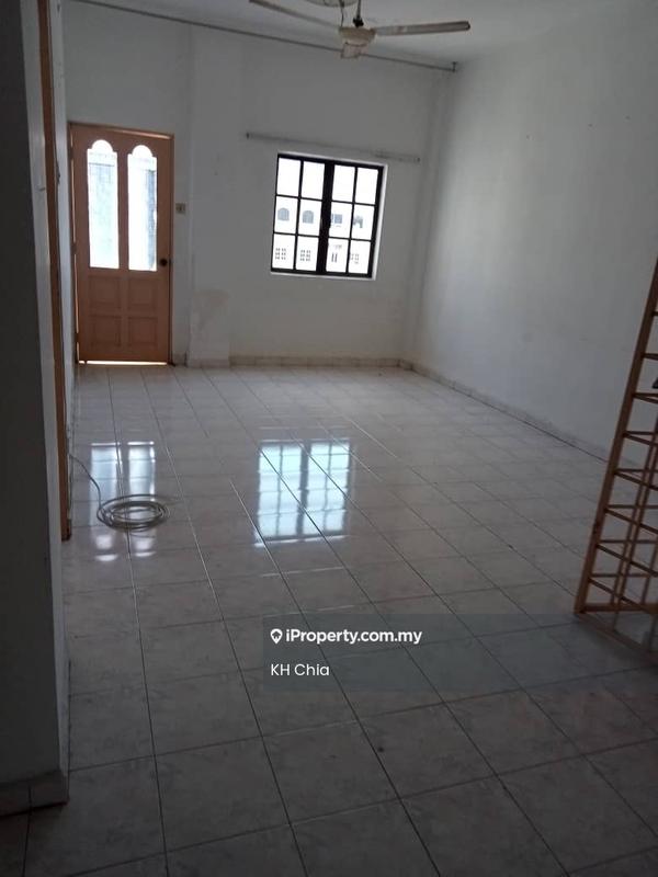 Pangsapuri untuk Disewa di Le Town Apartment oleh KH Chia - iProperty.com.my