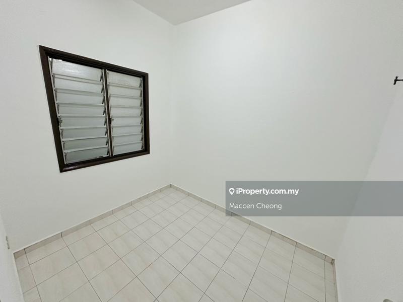 2-storey Terraced House for Sale in ut2ph, Tanjong Duabelas by Maccen Cheong - iProperty.com.my