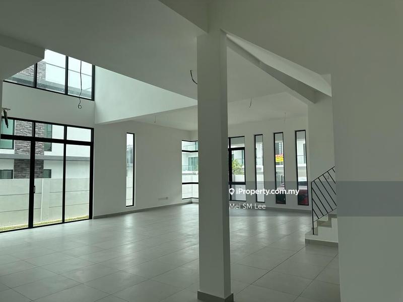 Semi-Detached House for Sale in Batu 9, Cheras by Mei SM Lee - Residensi Bukit Orkid (Orchid Hill) Living Room - iProperty.com.my