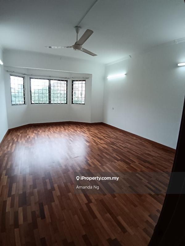 Rumah Berangkai 2.5 Tingkat untuk Disewa di BU6 @ Bandar Utama, Bandar Utama oleh Amanda Ng - iProperty.com.my