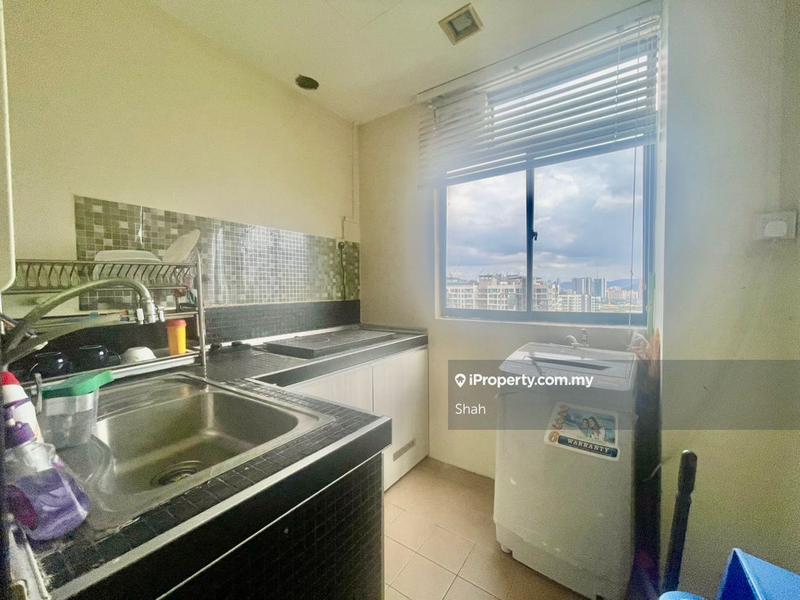 Kondominium untuk Dijual di Platinum Lake PV 12 oleh Shah - iProperty.com.my