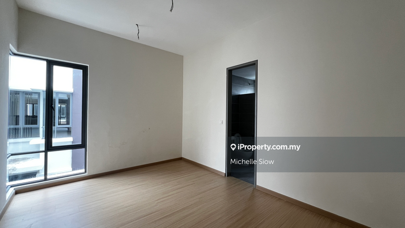 Semi-Detached House for Sale in Taman Semanja, Kajang by Michelle Siow - iProperty.com.my