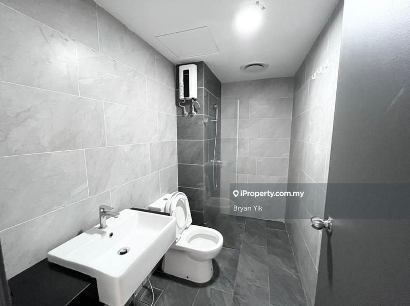 Kediaman Servis untuk Dijual di Emporis oleh Bryan Yik - iProperty.com.my