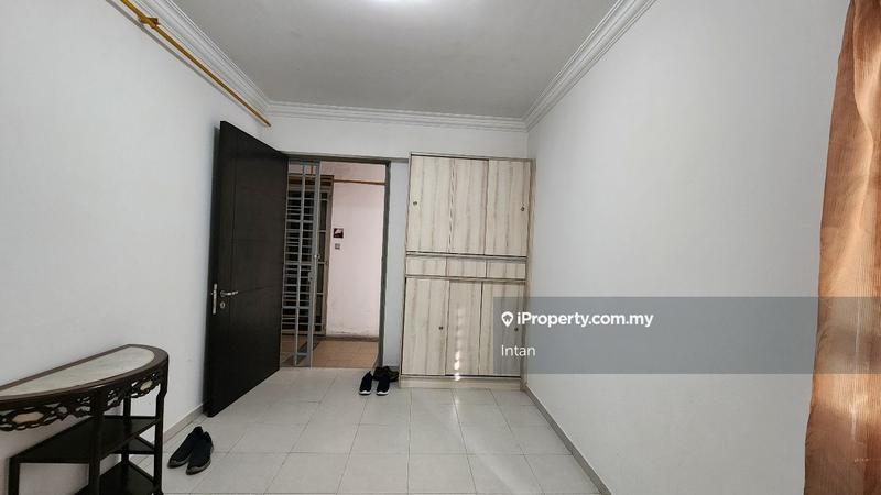 For Sale - Suria Jelatek