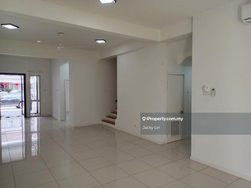 Rumah Teres 2-Tingkat untuk Dijual di Bandar Tropicana Aman, Telok Panglima Garang oleh Jacky Lin - iProperty.com.my