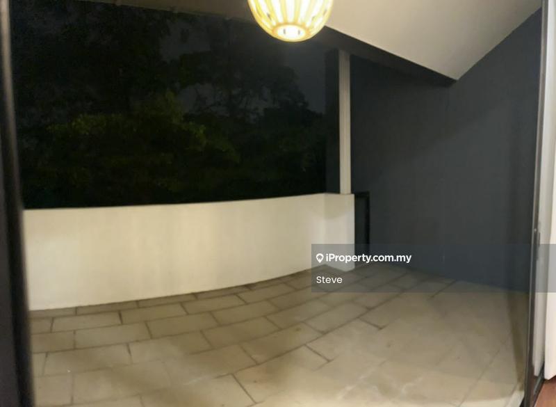 3-storey Terraced House for Sale in seri kembangan, Seri Kembangan by Steve - Balcony - iProperty.com.my