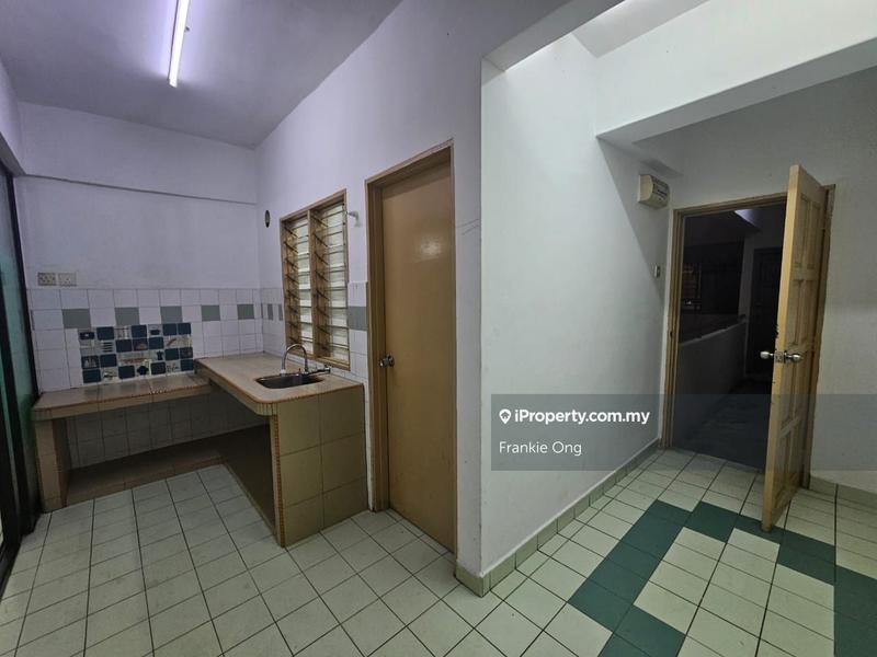 For Sale - Prisma Perdana