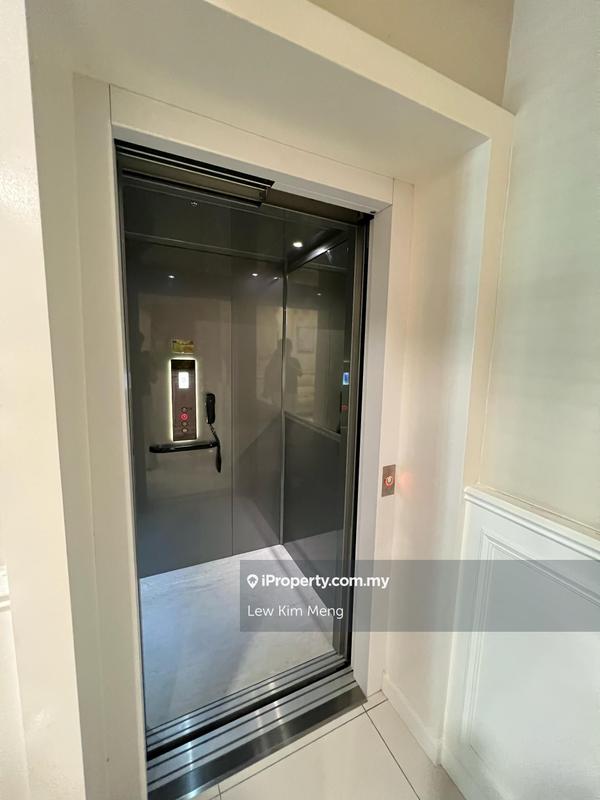 Rumah Berkembar untuk Dijual di awxkn, Damansara Damai oleh Lew Kim Meng - iProperty.com.my