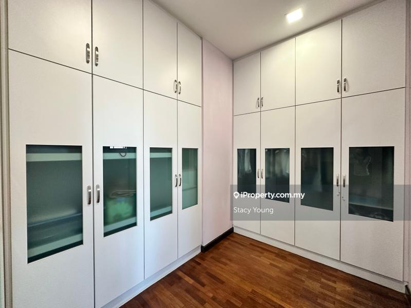 Rumah Berkembar untuk Dijual di Bukit Sungai Long, Bandar Sungai Long oleh Stacy Young - iProperty.com.my