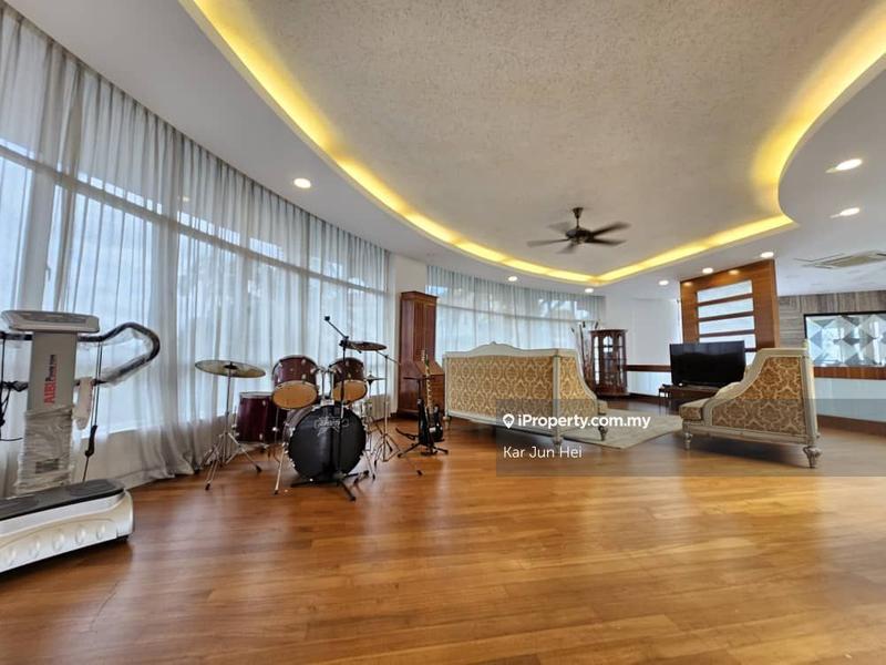 Bungalow House for Sale in Country Heights, Kajang by Kar Jun Hei - iProperty.com.my
