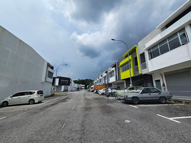Kilang Teres untuk Disewa di Kawasan Perindustrian Balakong, Balakong oleh Alex Chen - iProperty.com.my