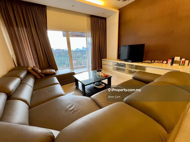 For Sale - Waldorf Tower