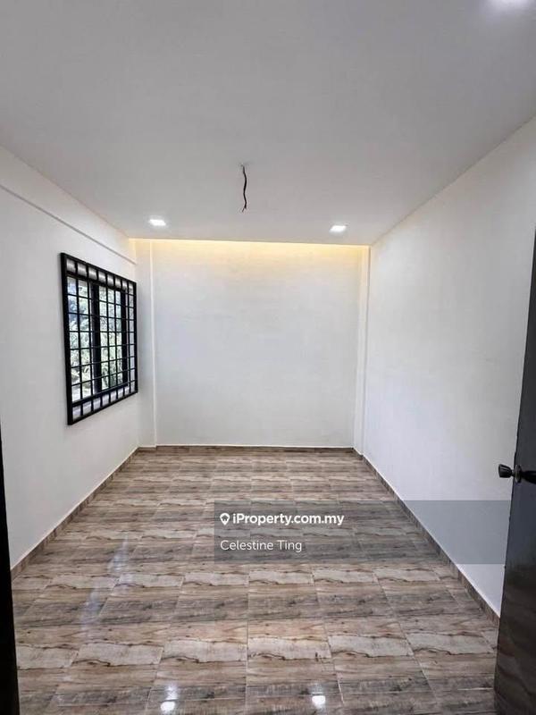 Rumah Berangkai 2 Tingkat untuk Dijual di Kajang Prima, Kajang oleh Celestine Ting - iProperty.com.my