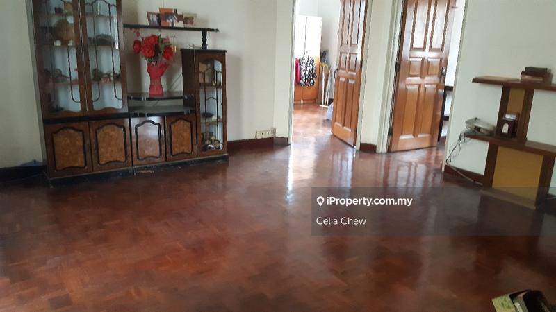 Rumah Berkembar untuk Dijual di Seksyen 22, Damansara Jaya, Petaling Jaya oleh Celia Chew - iProperty.com.my