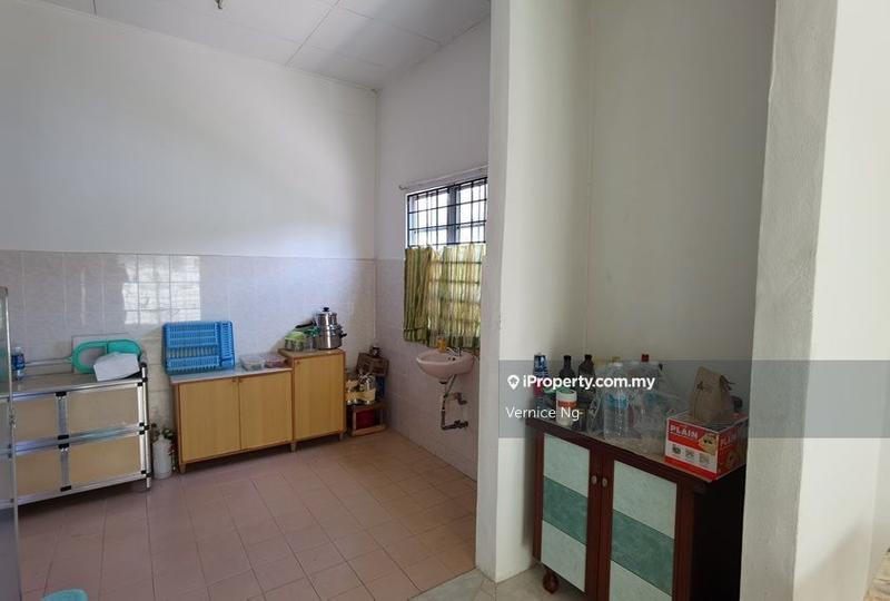 Banglo untuk Dijual di Pantai Sepang Putra, Sepang oleh Vernice Ng - iProperty.com.my
