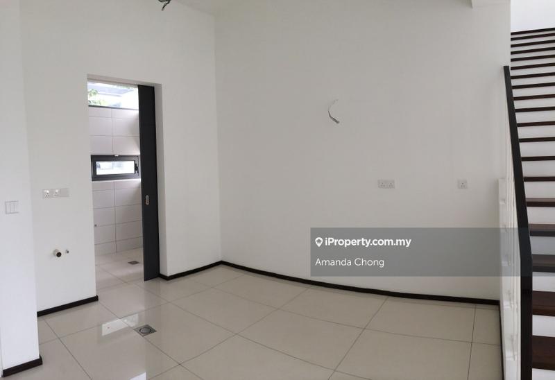 Cluster House for Sale in The Breezeway, Desa Parkcity, Kepong by Amanda Chong - iProperty.com.my