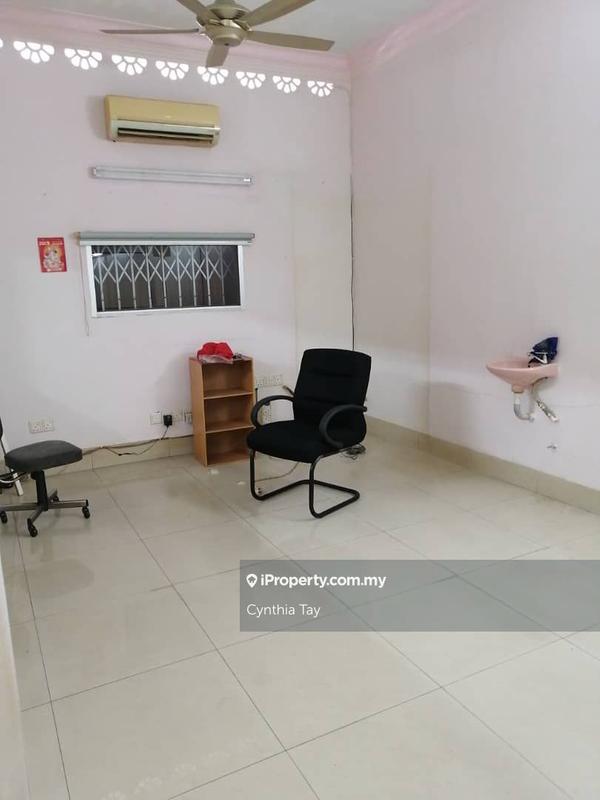 Shop / Office untuk Dijual di Taman Ujong, Jalan Tok Ungku, Seremban oleh Cynthia Tay - iProperty.com.my