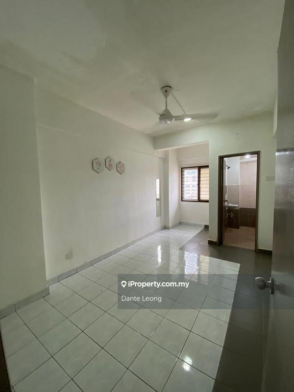 Condominium for Sale in Villaria by Dante Leong - iProperty.com.my