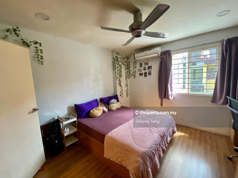 Rumah Berangkai 2.5 Tingkat untuk Dijual di Guarded and Extended 2.5 Storey Home, Damansara Heights oleh Jeremy Tang - iProperty.com.my