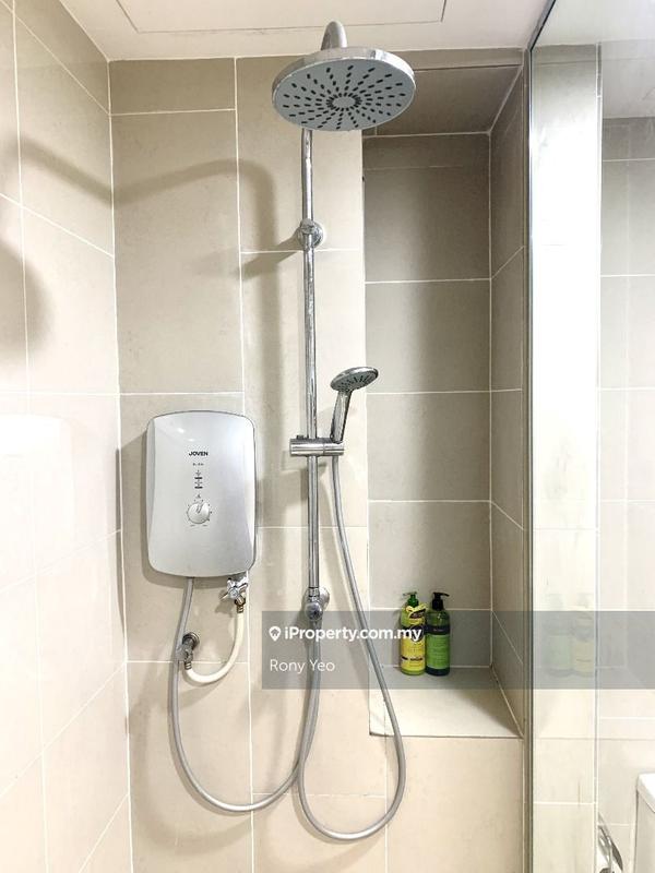 Kediaman Servis untuk Disewa di KL Gateway Residences oleh Rony Yeo - iProperty.com.my