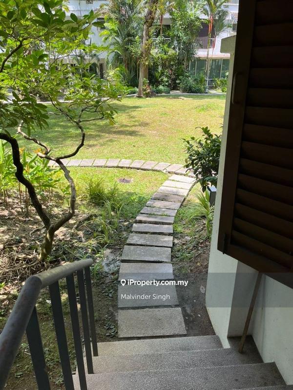 Kondominium untuk Dijual di Ampang 212 oleh Mel Walia - iProperty.com.my