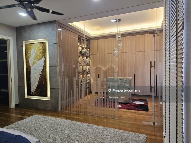 Rumah Berkembar untuk Dijual di Taman Equine, Seri Kembangan oleh Teresa Law - iProperty.com.my