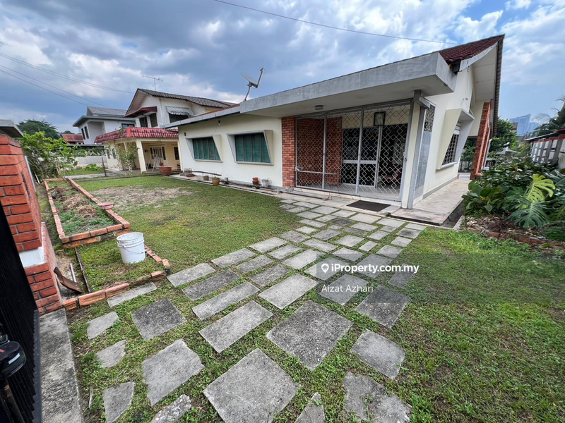Bungalow House untuk Dijual di Kelana Jaya, Petaling Jaya oleh Aizat Azhari - iProperty.com.my