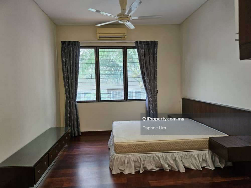 Bungalow House for Sale in Bukit Jalil Golf, Bukit Jalil by Daphne Lim - iProperty.com.my