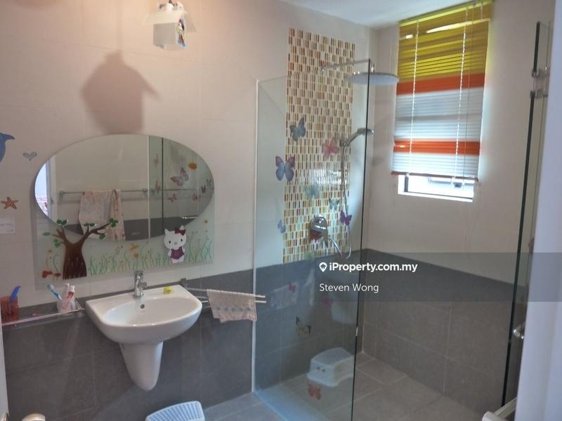 Condominium for Sale in Papillon Desahill Condominium by Steven Wong - iProperty.com.my