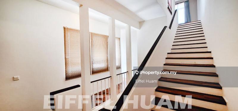 2.5-storey Terraced House for Sale in E&O 2.5 STOREY ARIZA COURTYARD TERRACE, Tanjung Tokong by Eiffel Huam - iProperty.com.my
