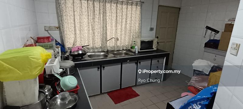 Bungalow House for Sale in Taman Overseas Union (Taman Oug), Jalan Klang Lama (Old Klang Road) by Ryo Chung - iProperty.com.my